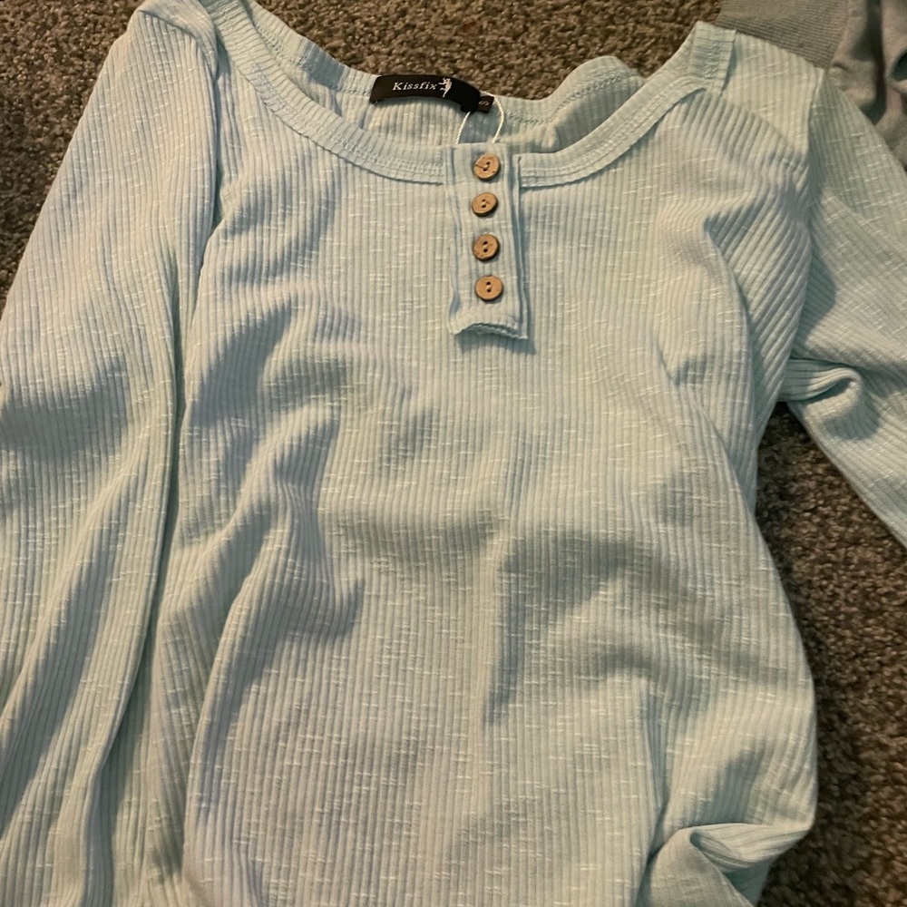 Amazon Women's Light Blue Long Sleeve Top